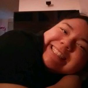 Meet your Posher, Chloe